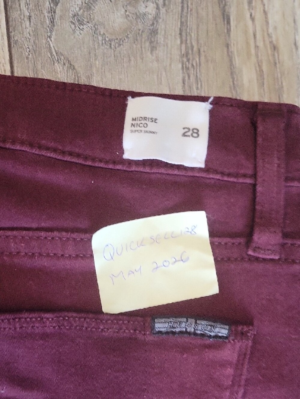 Hudson Jeans Skinny in Deep Burgundy - Picture 3 of 4